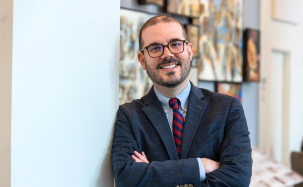 Headshot of Jose Bauermeister